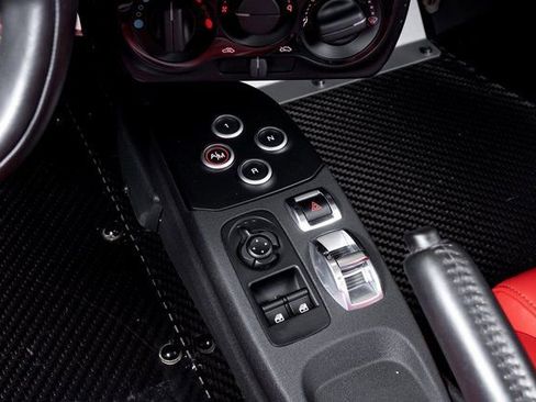 Used 2019 Alfa Romeo 4C Spider image 26