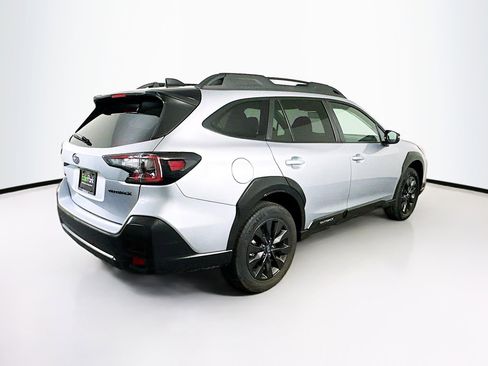 Used 2025 Subaru Outback Onyx Edition AWD/4WD image 9