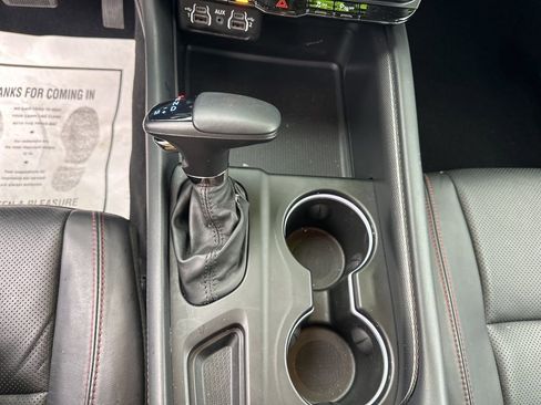 Used 2024 Dodge Durango GT image 22