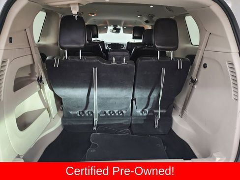 Used 2024 Chrysler Pacifica Touring-L image 27