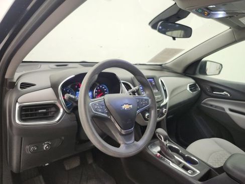 Used 2022 Chevrolet Equinox LS w/ LS Convenience Package FWD image 12