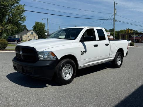 Used 2019 RAM 1500 Tradesman AWD/4WD image 3