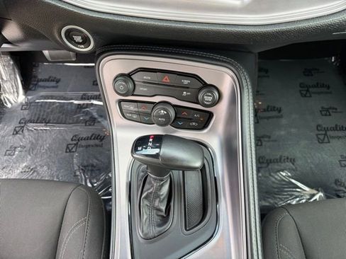 Used 2023 Dodge Challenger SXT RWD image 17