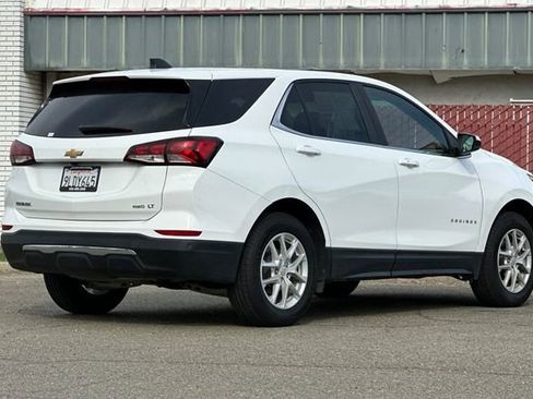 Used 2024 Chevrolet Equinox LT image 4