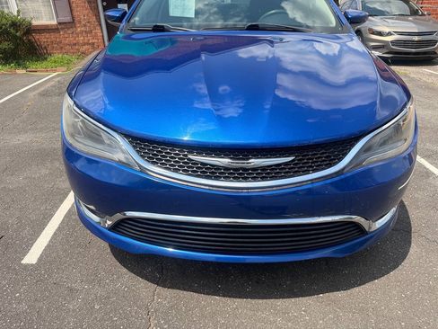Used 2015 Chrysler 200 Limited FWD image 6