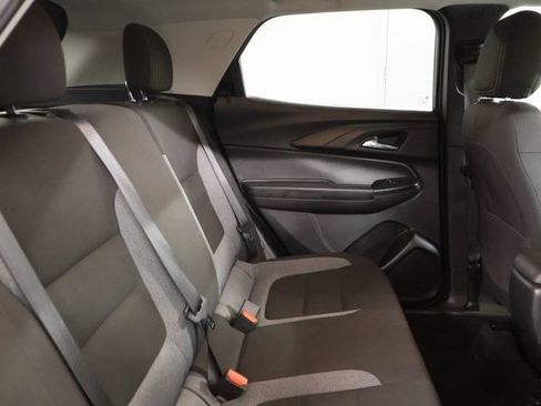 Used 2025 Chevrolet TrailBlazer LT AWD/4WD image 27