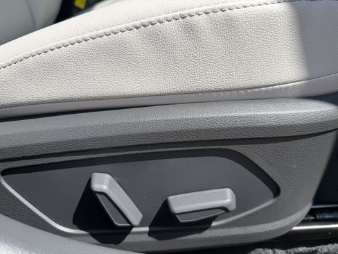New 2026 Hyundai Sonata Limited FWD image 19