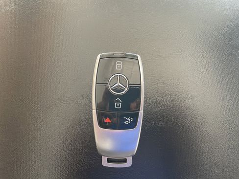 Certified 2018 Mercedes-Benz E 400 4MATIC Cabriolet image 23