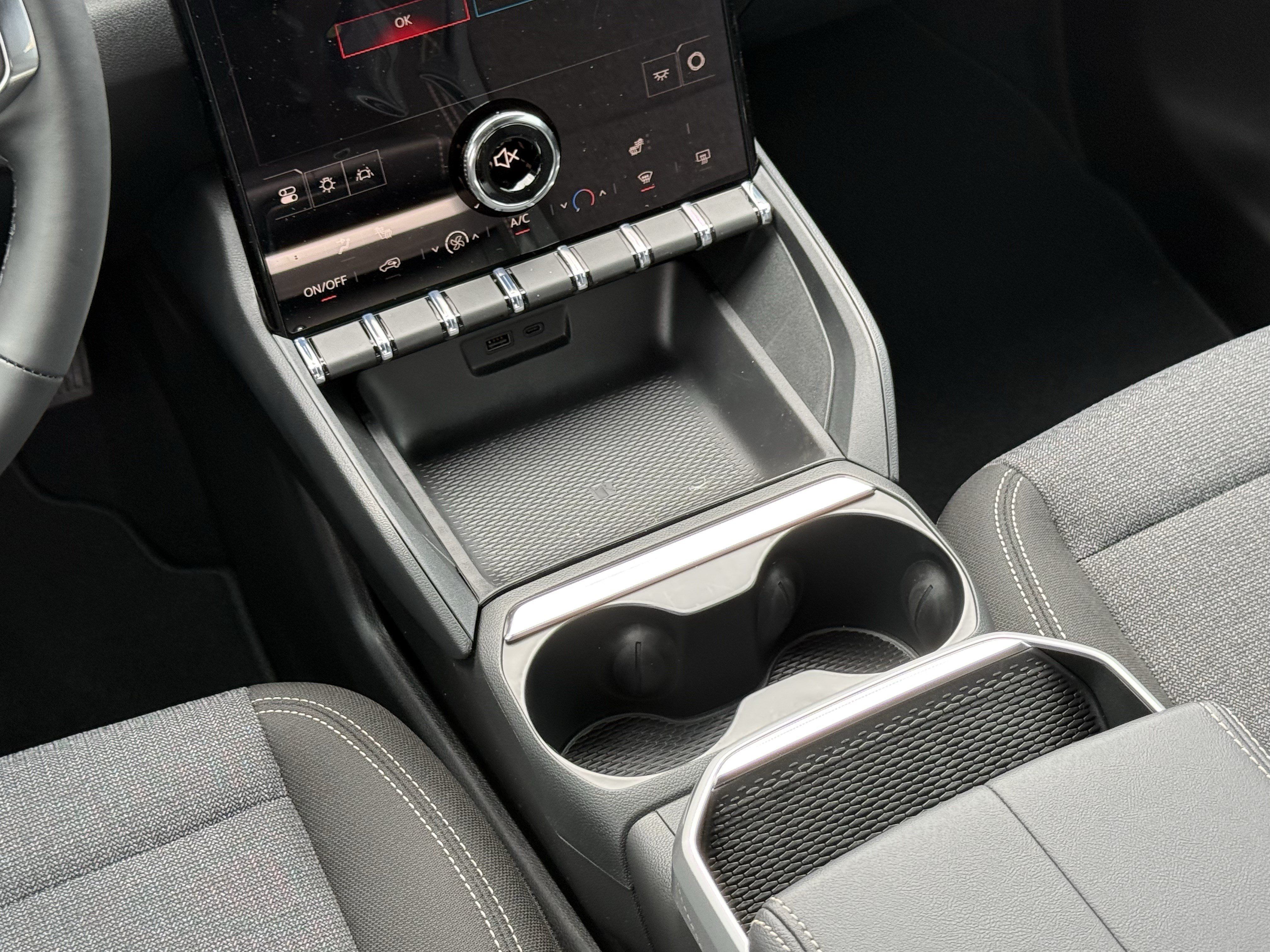 New 2026 GMC Terrain Elevation w/ Black Edition FWD image 15