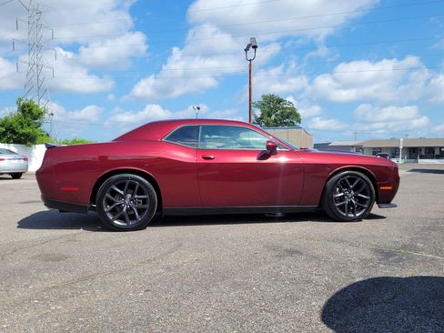 Used 2021 Dodge Challenger R/T w/ Blacktop Package RWD image 3