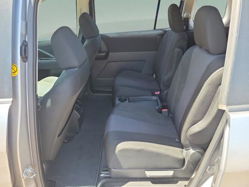 Used 2015 MAZDA MAZDA5 Sport FWD image 9