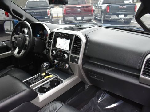 Used 2019 Ford F150 Lariat w/ Equipment Group 502A Luxury AWD/4WD image 13