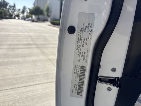 Used 2019 Chrysler 300 S w/ Safetytec Plus Group image 29