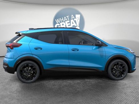 New 2027 Chevrolet Bolt RS FWD image 5