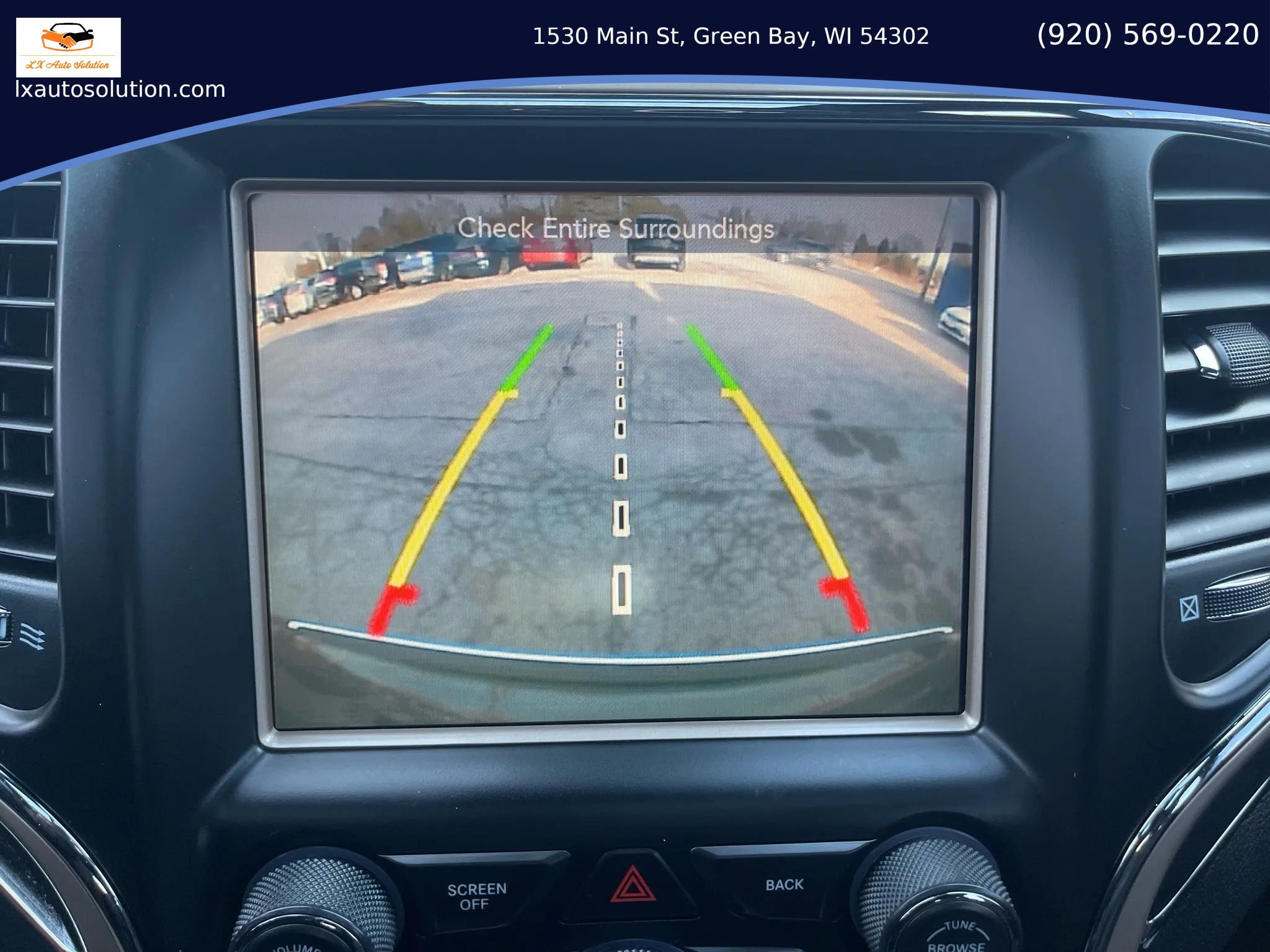 Used 2014 Jeep Grand Cherokee Overland w/ Advanced Technology Group AWD/4WD image 16