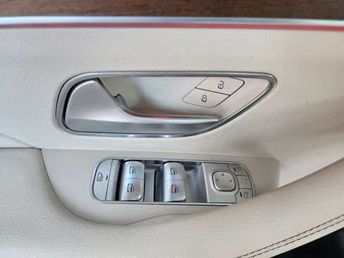 Used 2023 Mercedes-Benz GLE 350 4MATIC w/ AMG Line Exterior image 25