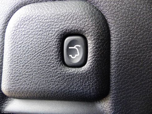 Used 2021 Jeep Grand Cherokee Limited AWD/4WD image 31