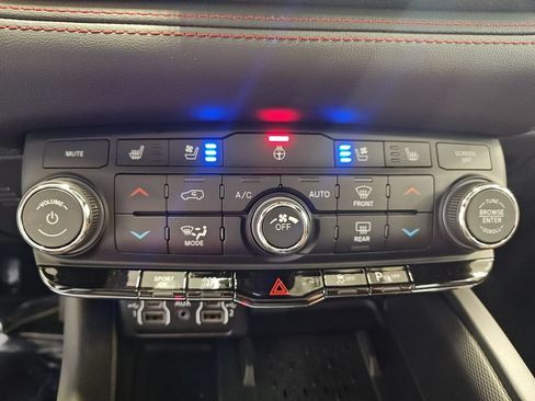 Used 2026 Dodge Durango GT AWD/4WD image 23