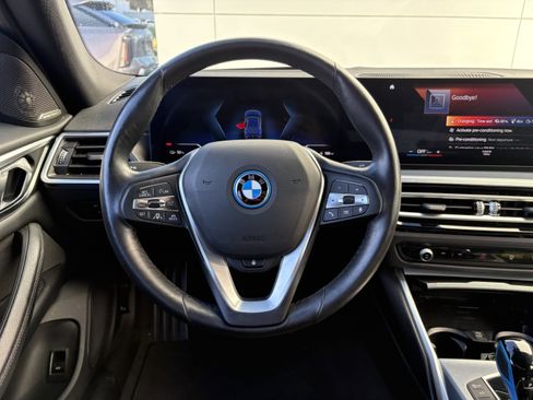Used 2023 BMW i4 eDrive35 image 13