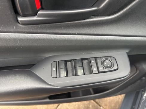 Used 2023 Toyota Prius LE image 11