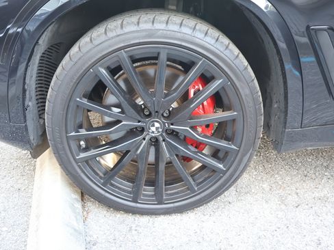 Used 2023 BMW X5 M50i w/ Executive Package image 13