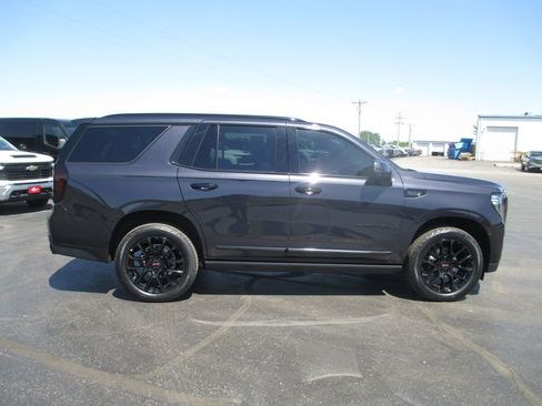 Used 2023 GMC Yukon Denali AWD/4WD image 5