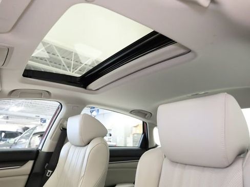 Used 2021 Honda Accord Touring image 29