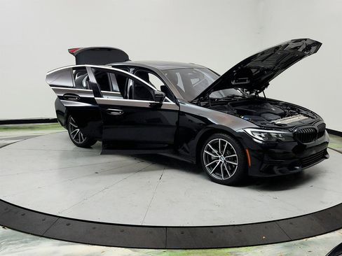 Used 2019 BMW 330i Sedan w/ Driving Assistance Package RWD image 10