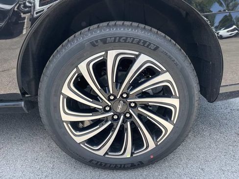 New 2026 Lincoln Navigator Black Label AWD/4WD image 11