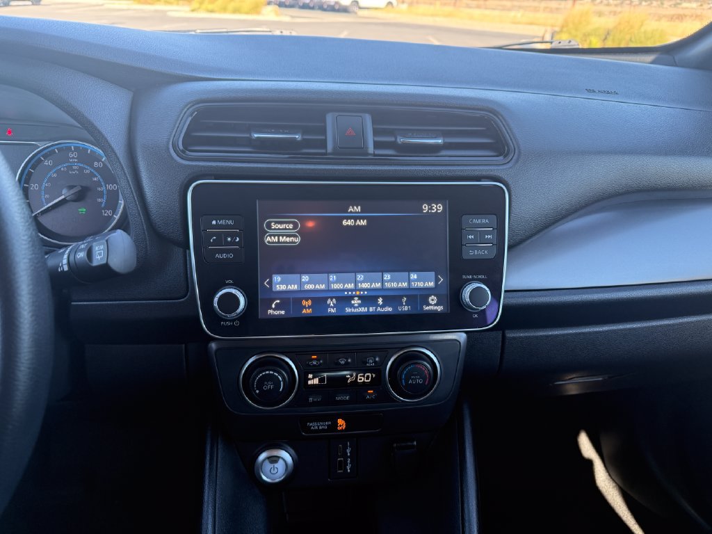 Used 2024 Nissan Leaf S FWD image 15