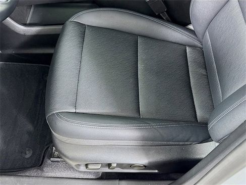 Used 2025 Chevrolet Equinox LT w/ Convenience Package II image 20