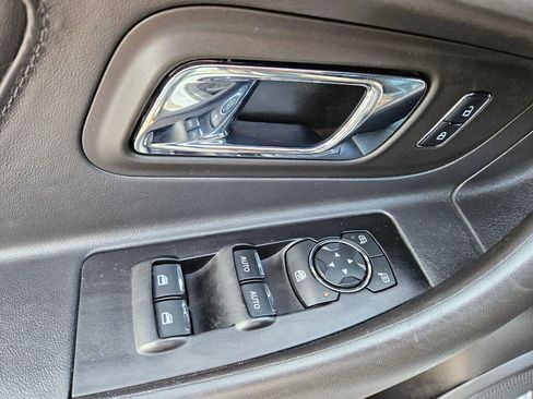 Used 2016 Ford Taurus Limited image 15