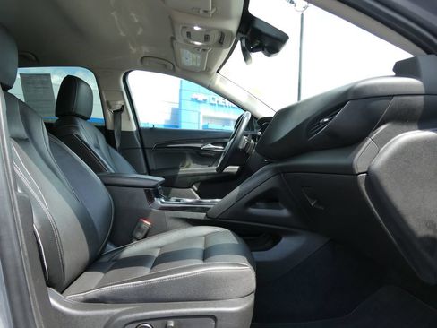 Certified 2021 Buick Envision Essence w/ Technology Package I FWD image 14