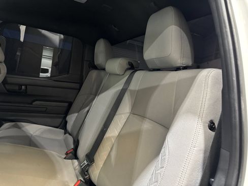 Used 2025 Toyota Tacoma SR5 AWD/4WD image 21