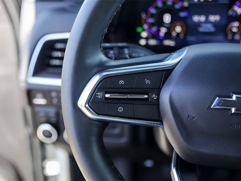 Used 2025 Chevrolet Tahoe Z71 w/ Comfort Package image 14