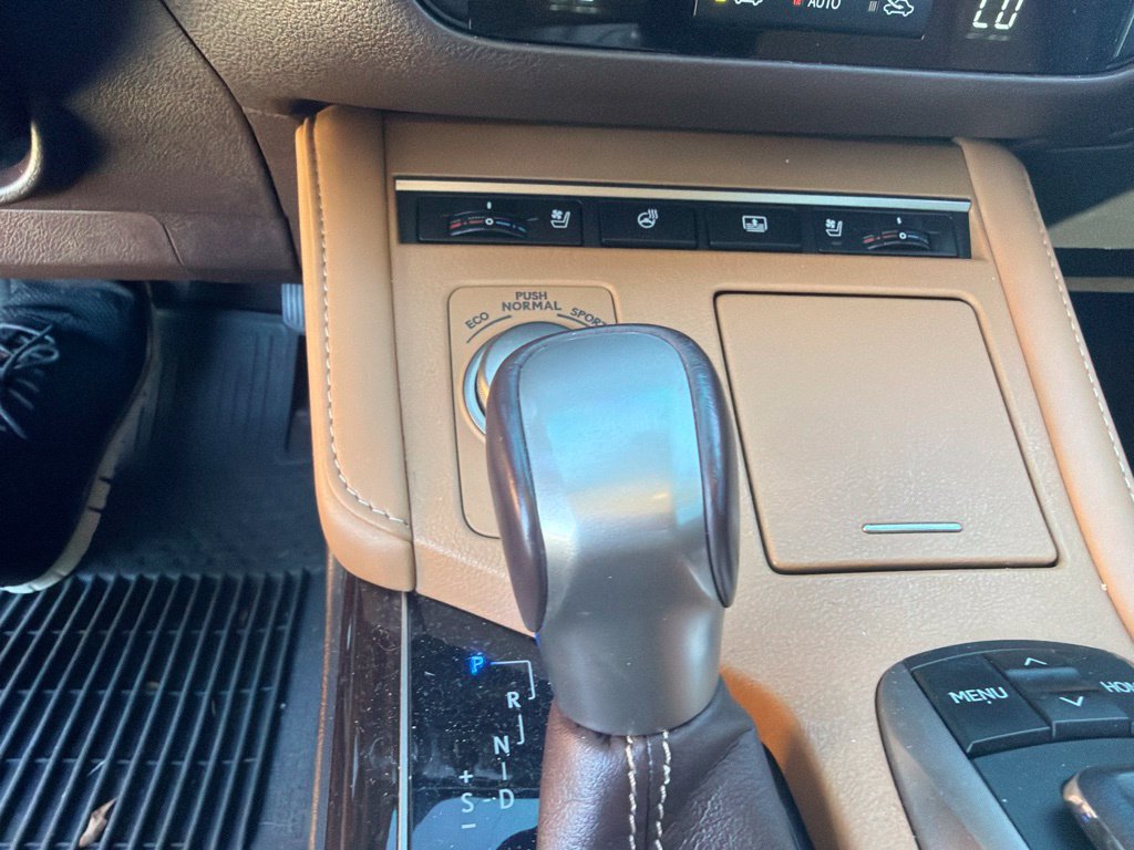 Used 2016 Lexus ES 350 FWD image 26