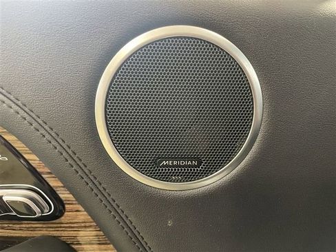 Used 2018 Land Rover Range Rover Supercharged image 14