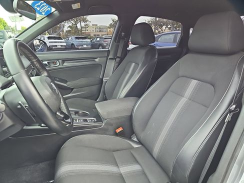 Used 2023 Honda Civic Sport image 14