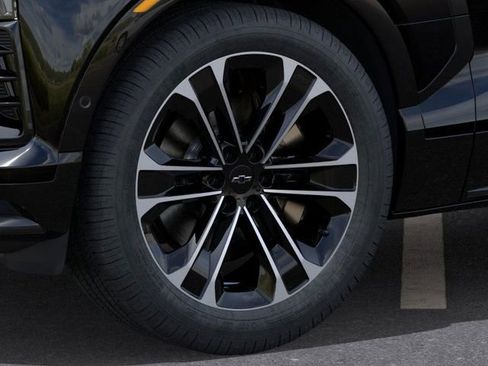 New 2026 Chevrolet Blazer EV SS image 9