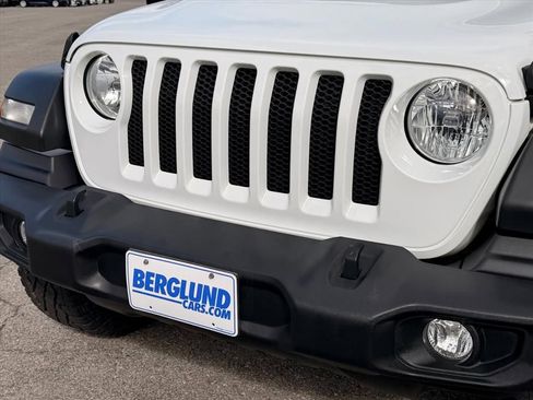 Used 2021 Jeep Wrangler Unlimited Sport image 13