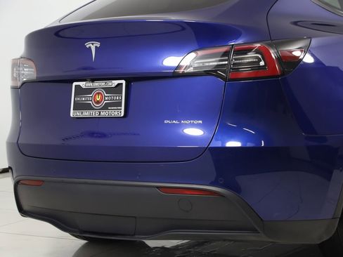 Used 2020 Tesla Model Y Long Range image 41