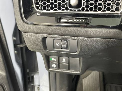 Used 2024 Honda Civic Touring image 10