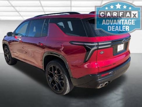 Used 2024 Chevrolet Traverse RS w/ LPO, Floor Liner Package AWD/4WD image 2