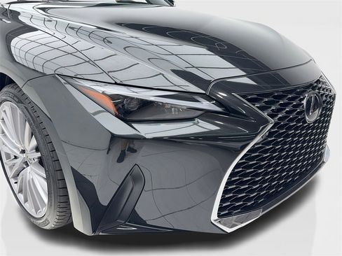 Used 2025 Lexus IS 300 300 CAM,SUNROOF,CLMT STS,BLIND w/ Premium Package image 3