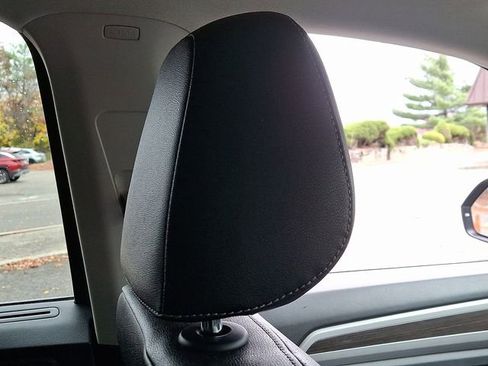 Used 2020 Volkswagen Atlas SE w/ Panoramic Sunroof Package image 13