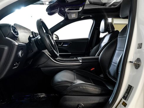 Used 2022 Mercedes-Benz C 300 C 300 image 4