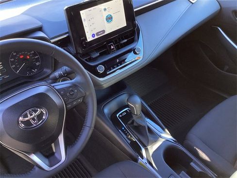 Certified 2025 Toyota Corolla SE image 24