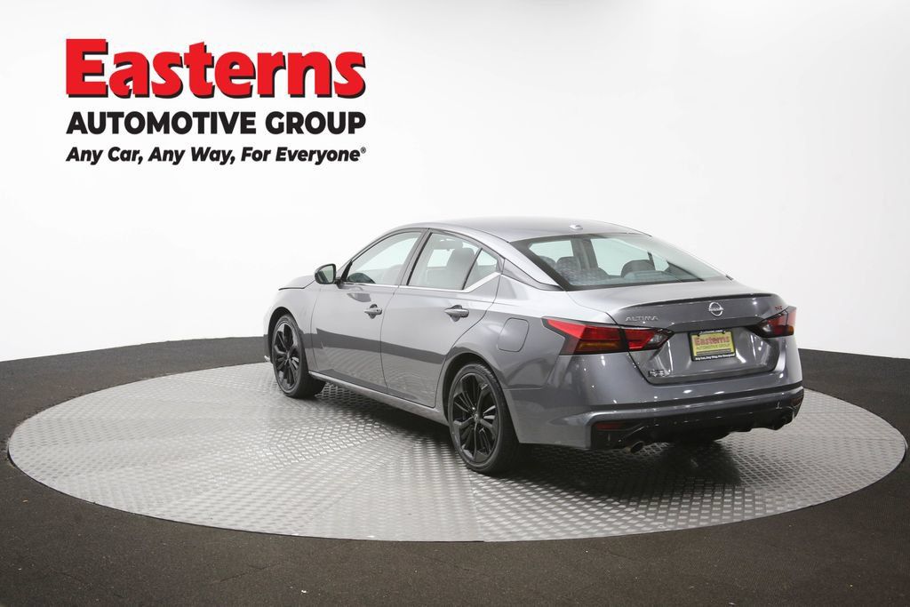 Used 2023 Nissan Altima 2.5 SR FWD image 66
