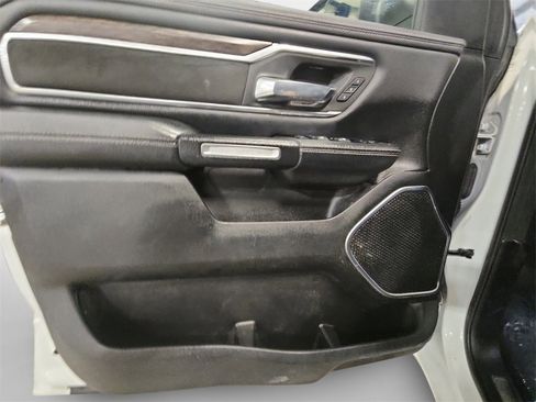 Used 2020 RAM 1500 Laramie image 14