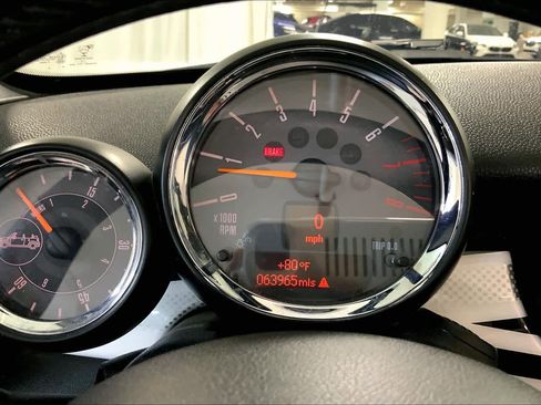 Used 2015 MINI Cooper Roadster S image 25